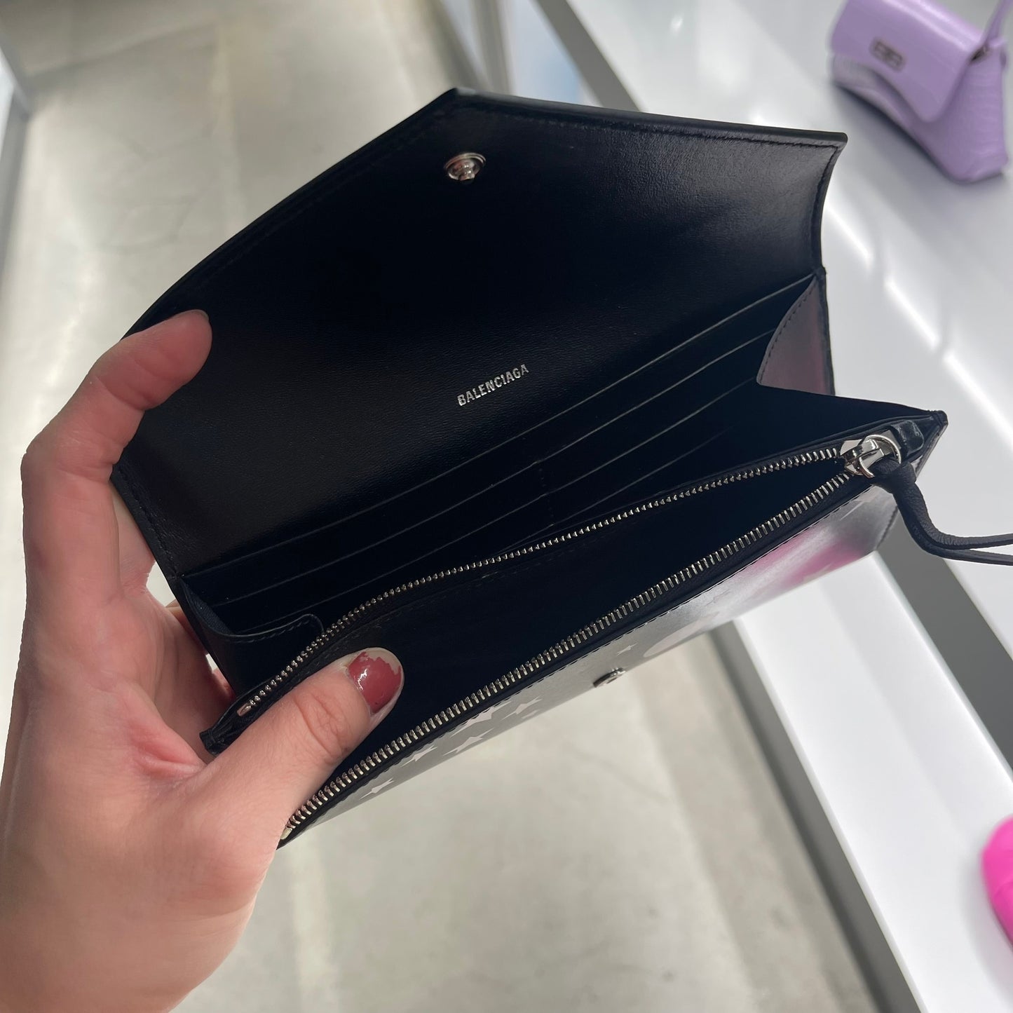 Flap long wallet