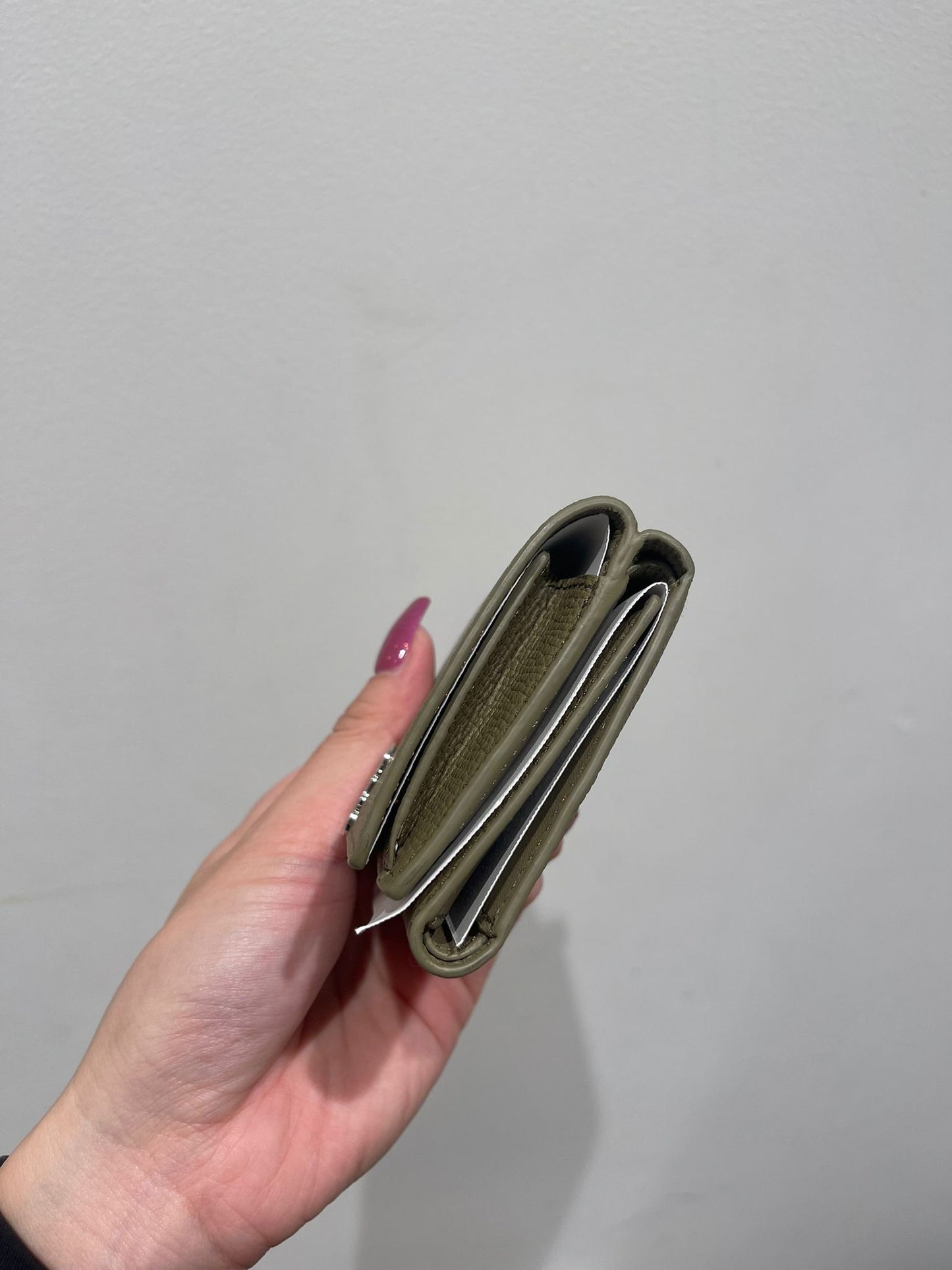 Anagram wallet