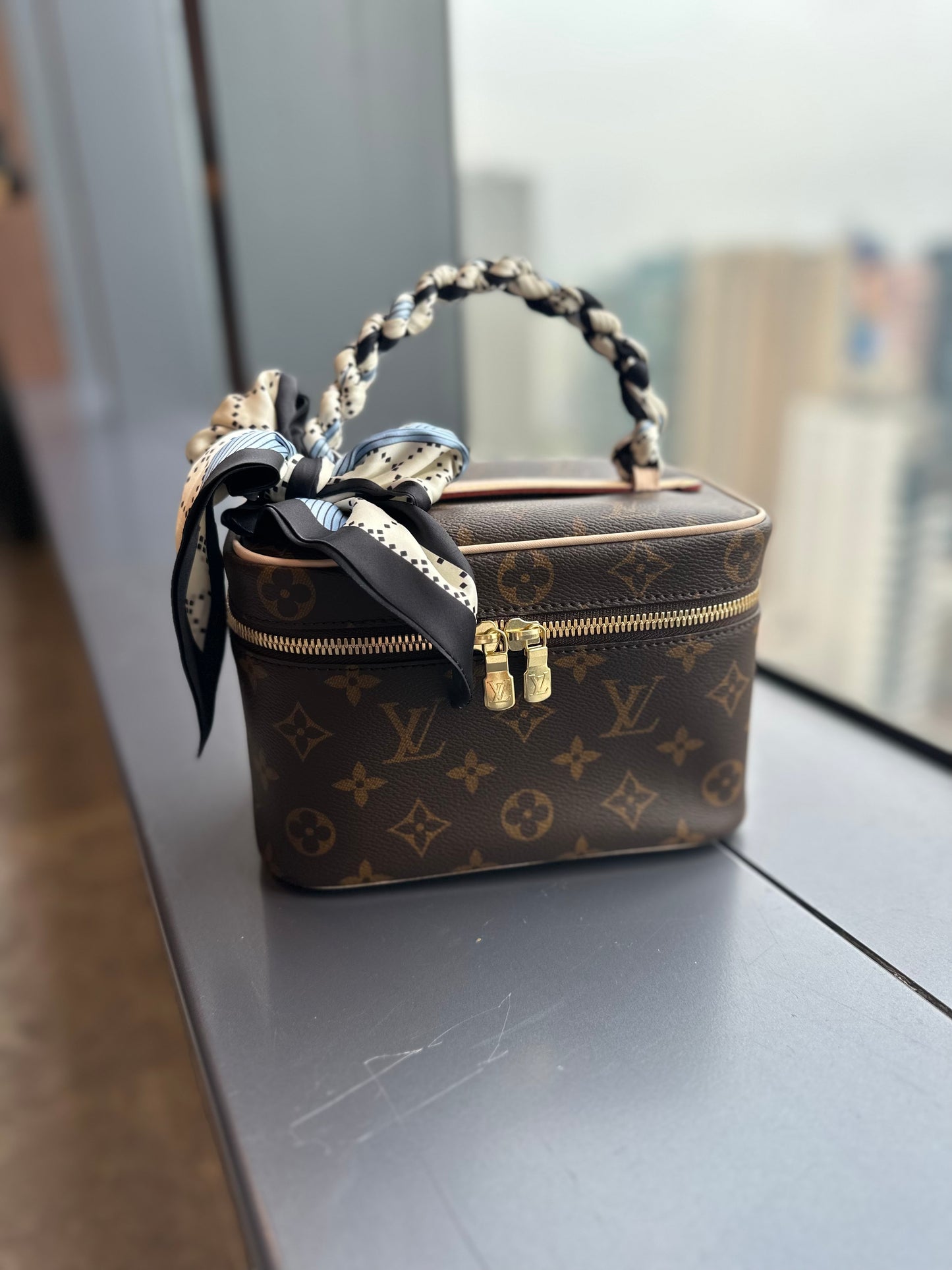 Lv nice mini