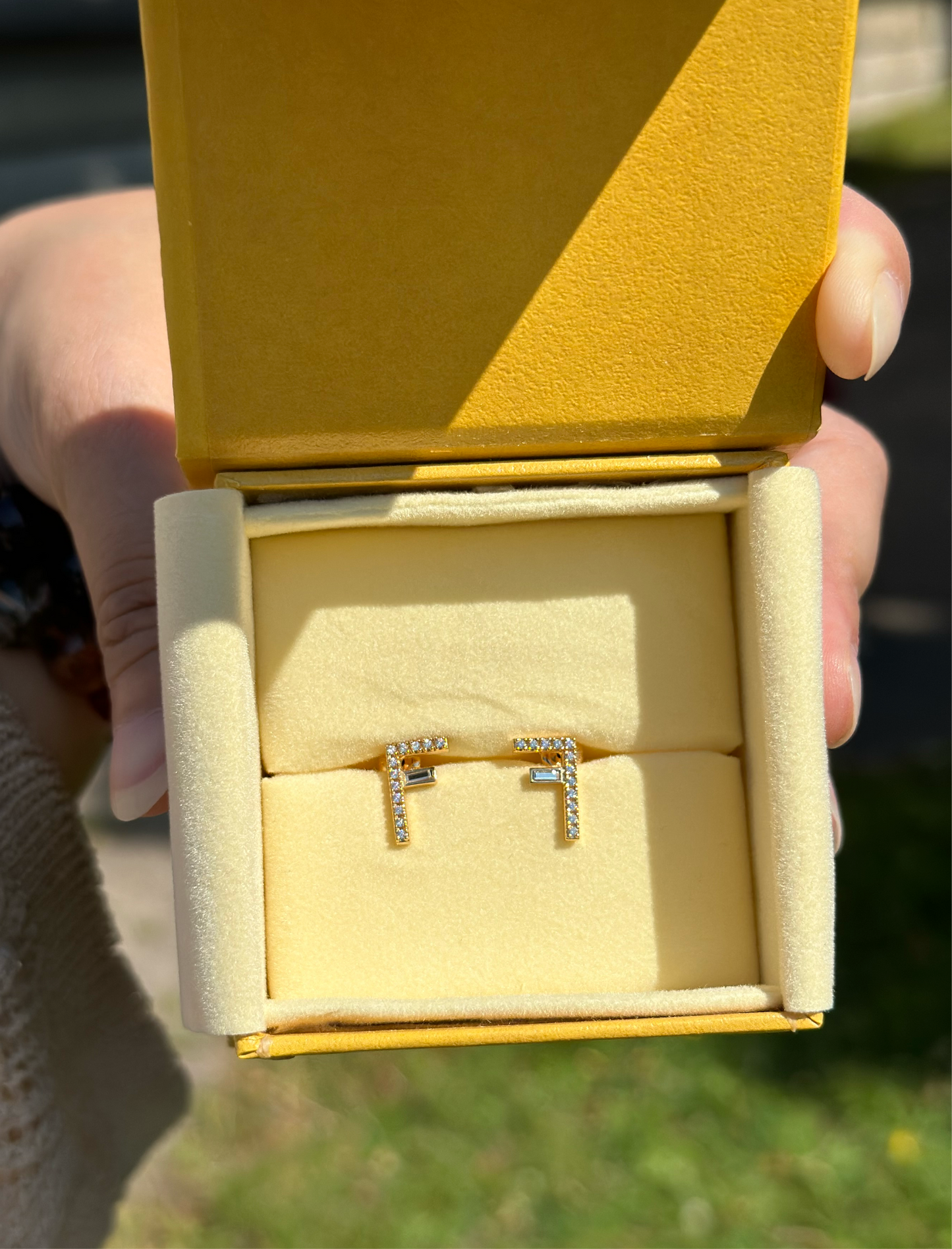 Fendi F logo earrings