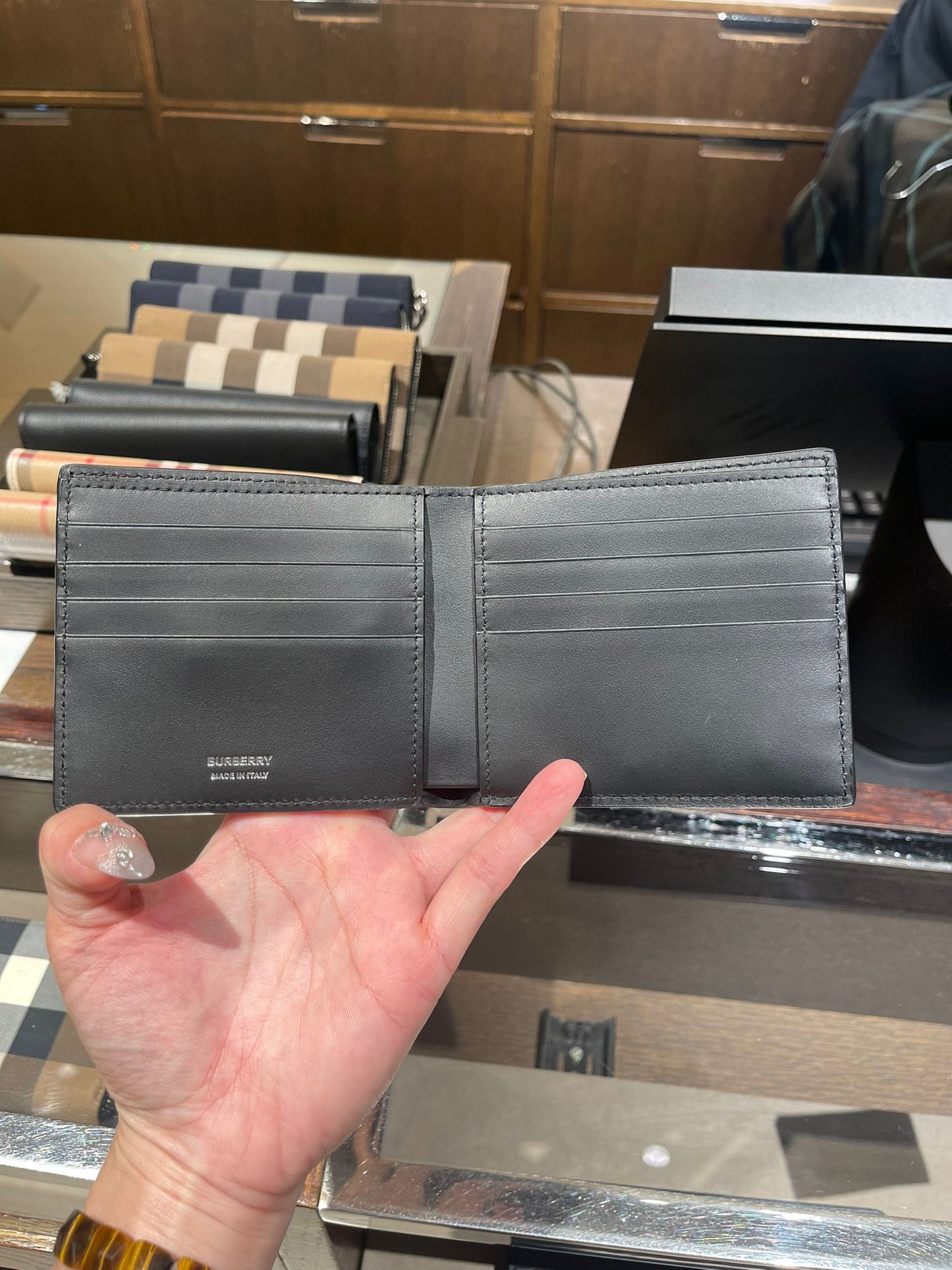 Burberry Classic bi fold wallet dark navy