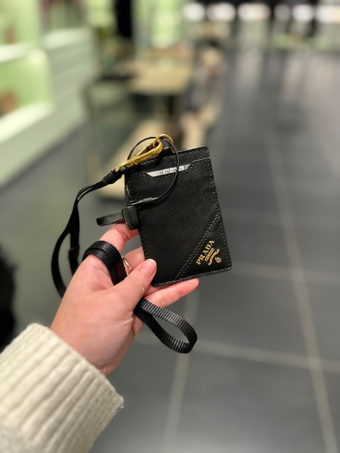 Prada 相位掛頸card holder