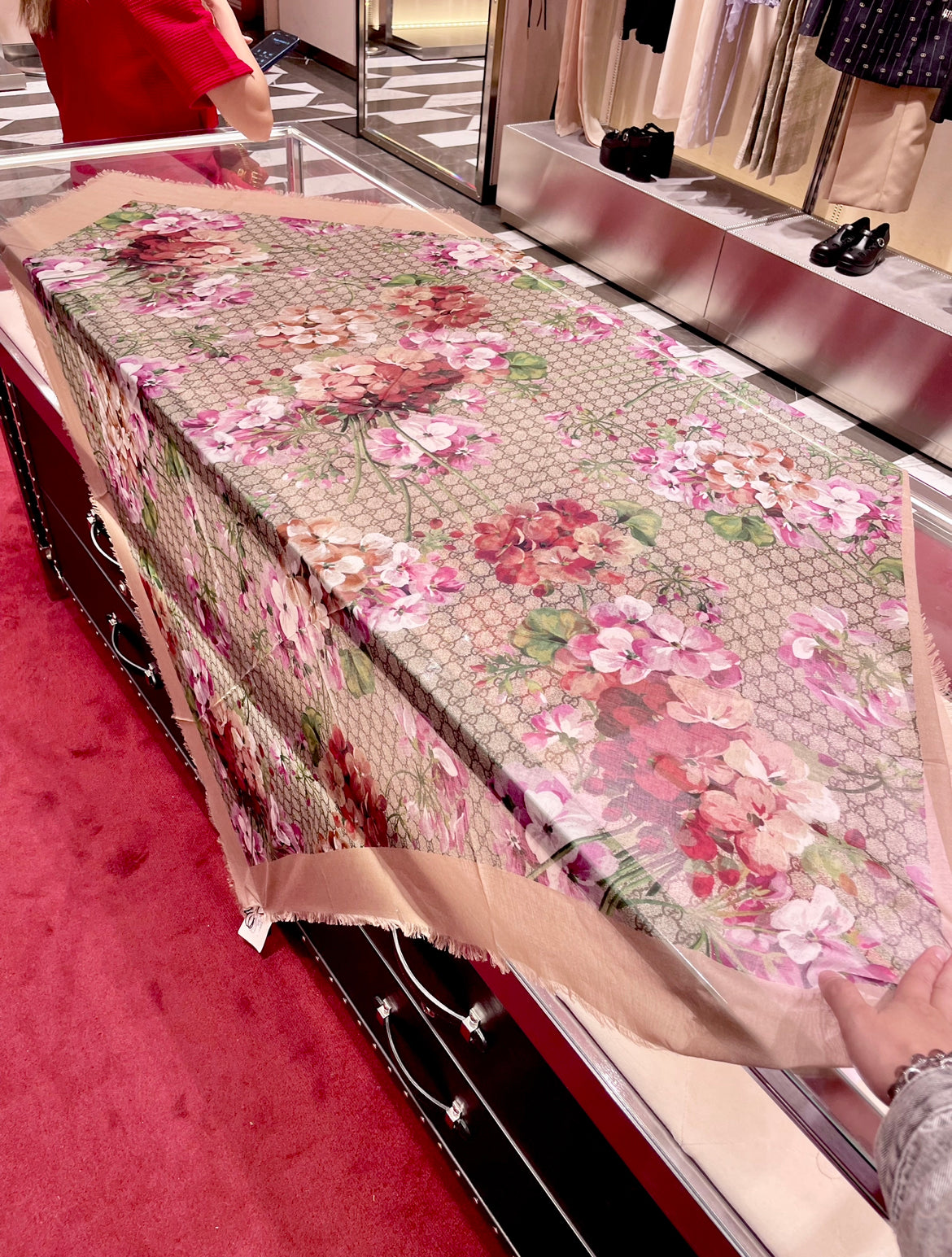 Gg monogram scarf 粉花