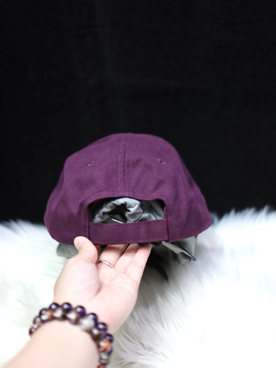 BB logo cap