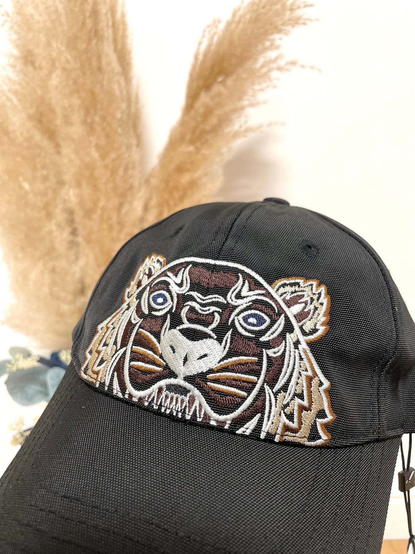 虎頭刺繡cap
