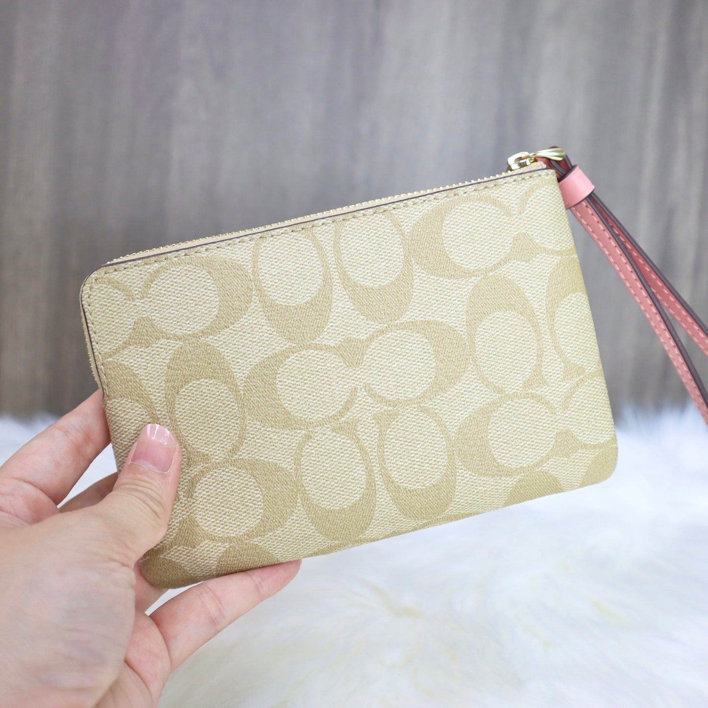 Cc pouch