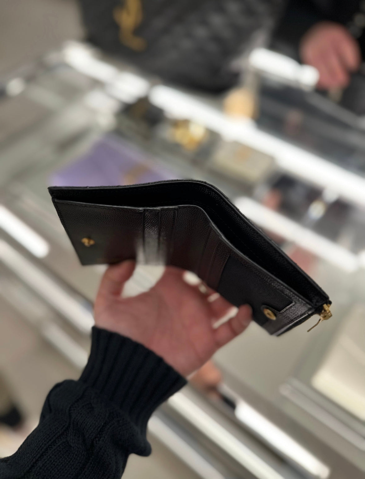 Ysl wallet 相位