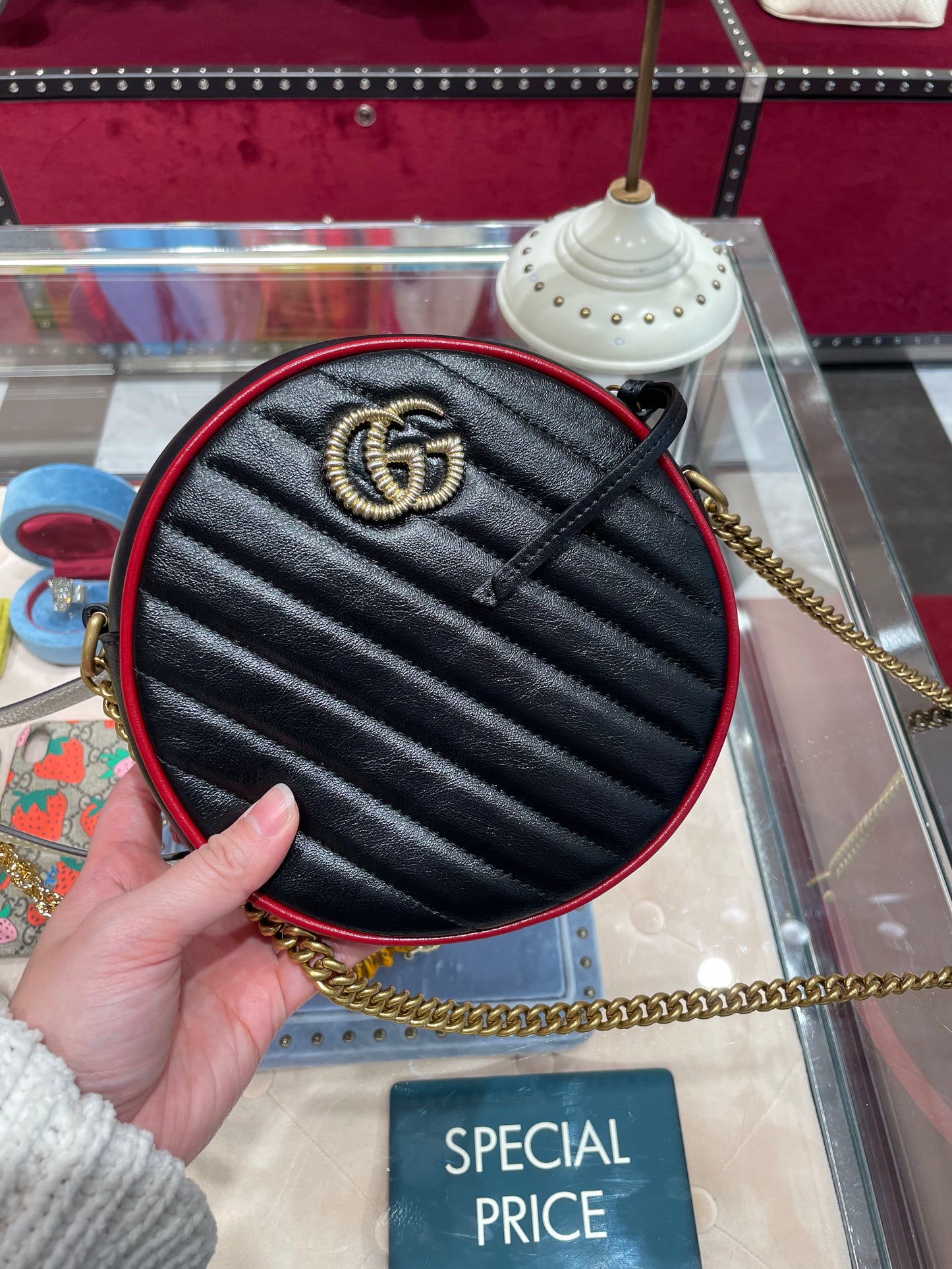 gg marmont round bag
