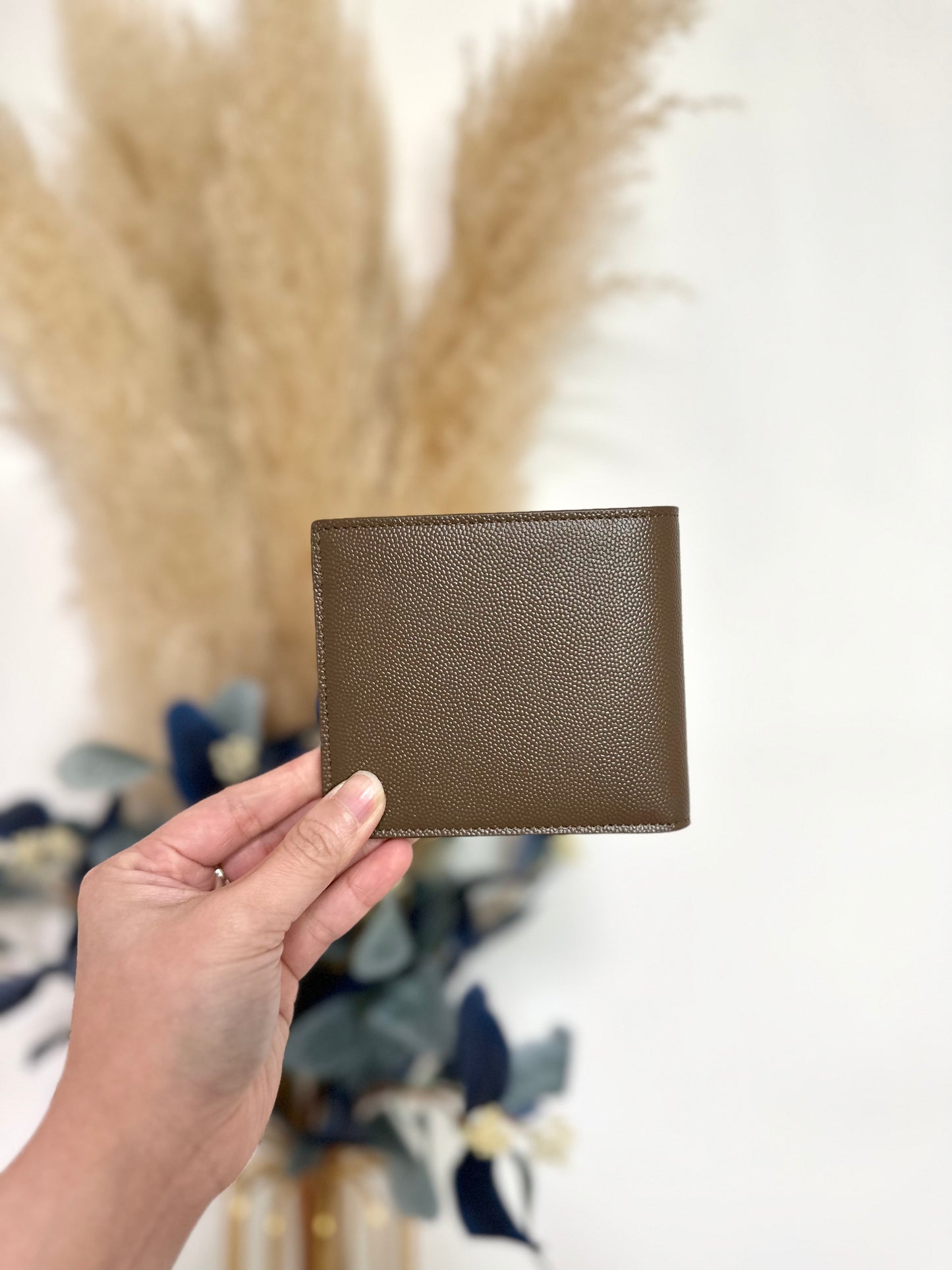 魚子醬紋8卡位wallet