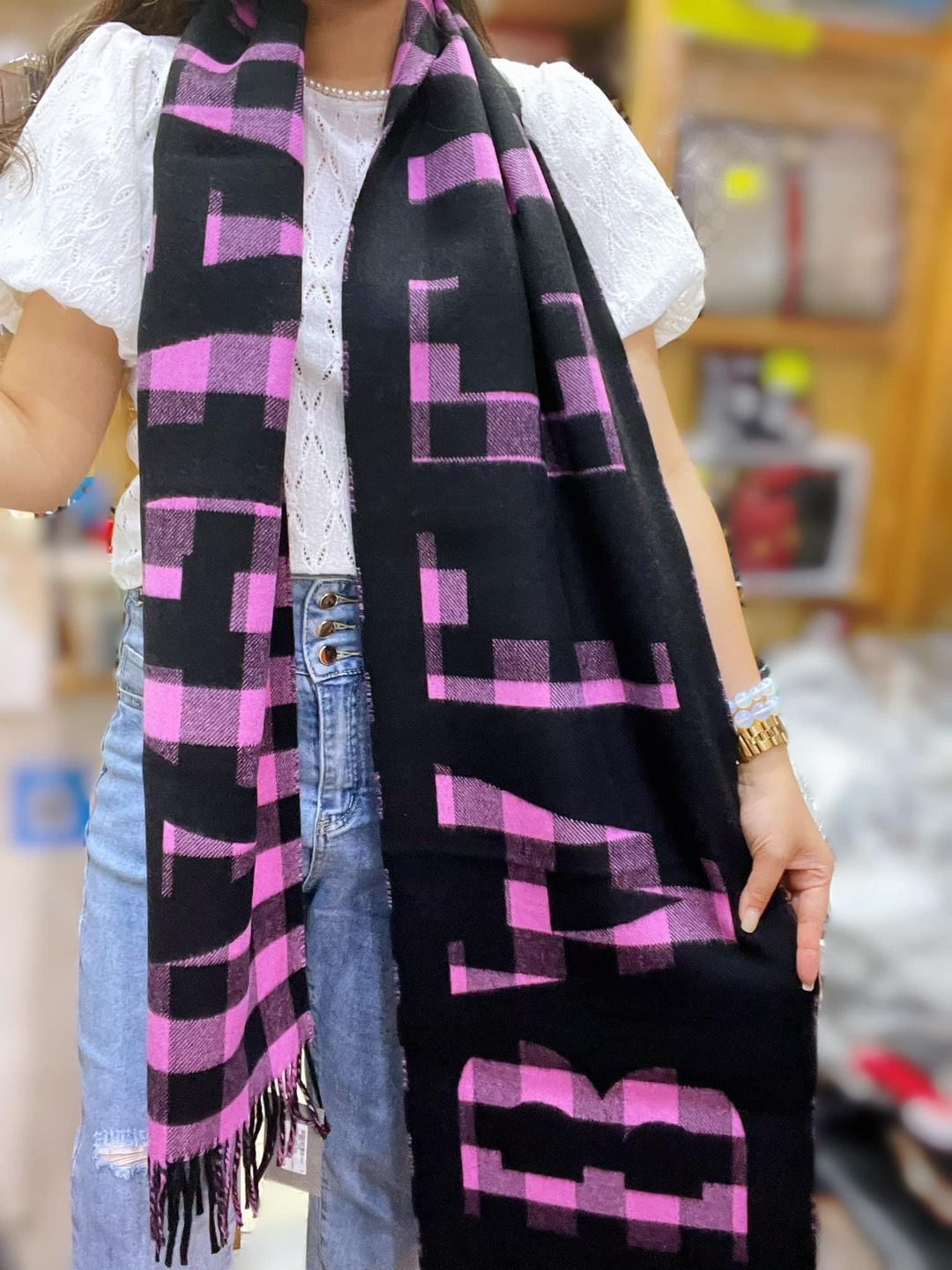 大logo 格仔scarf