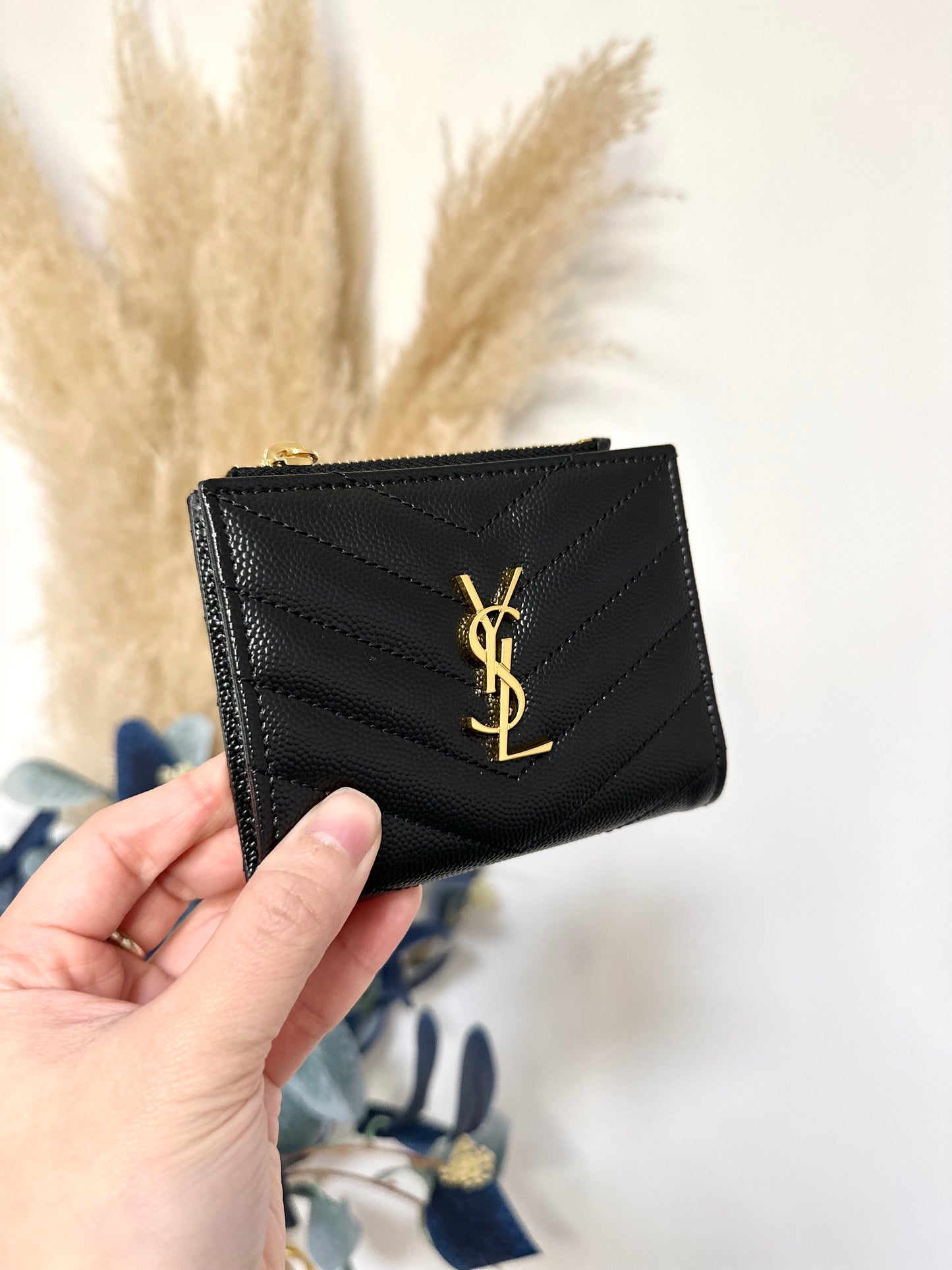 Ysl wallet 相位