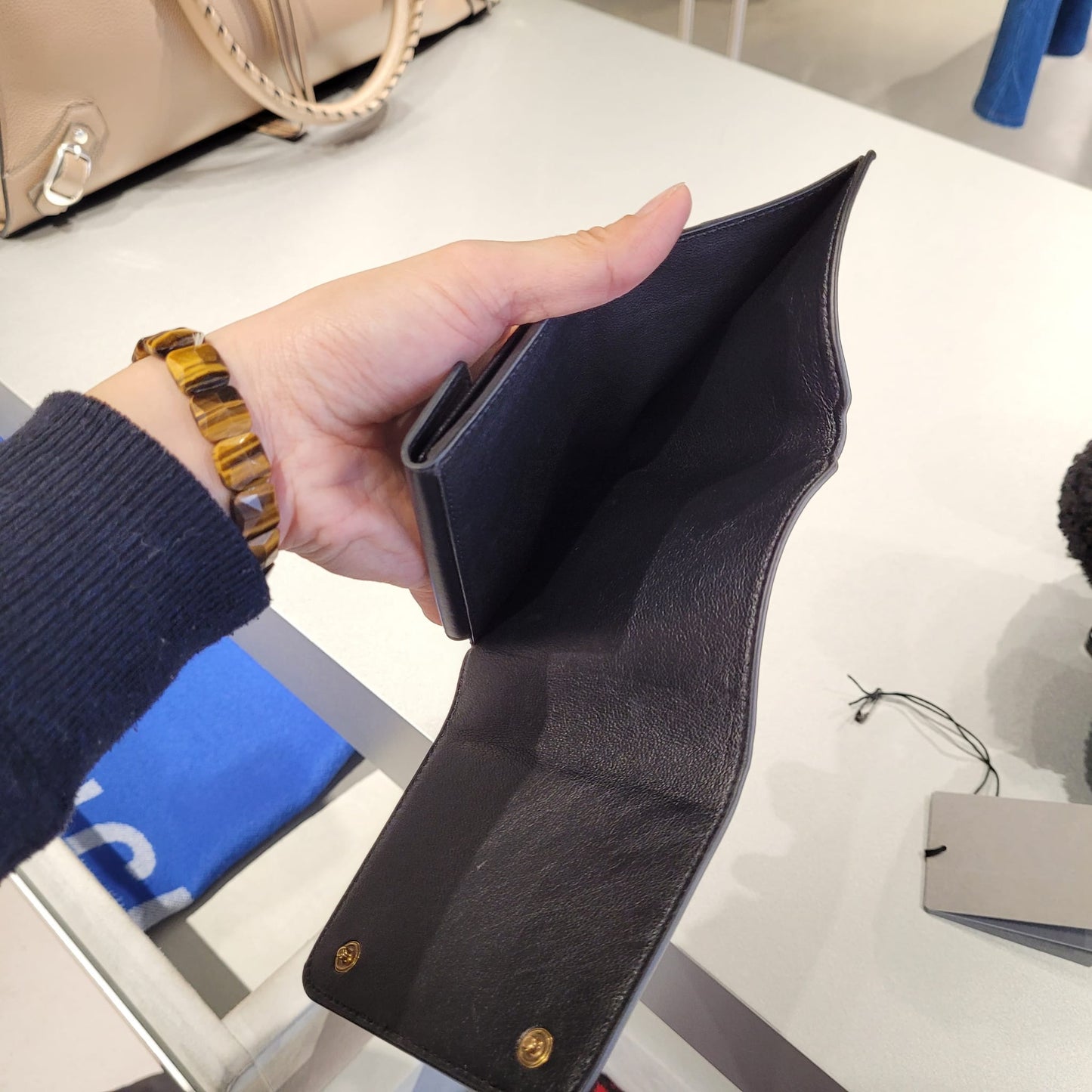 logo wallet