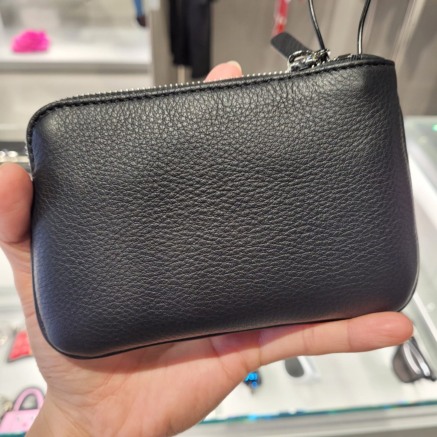Logo pouch