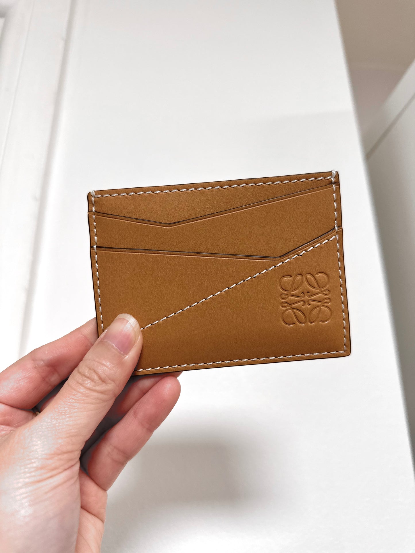 Puzzle card holder