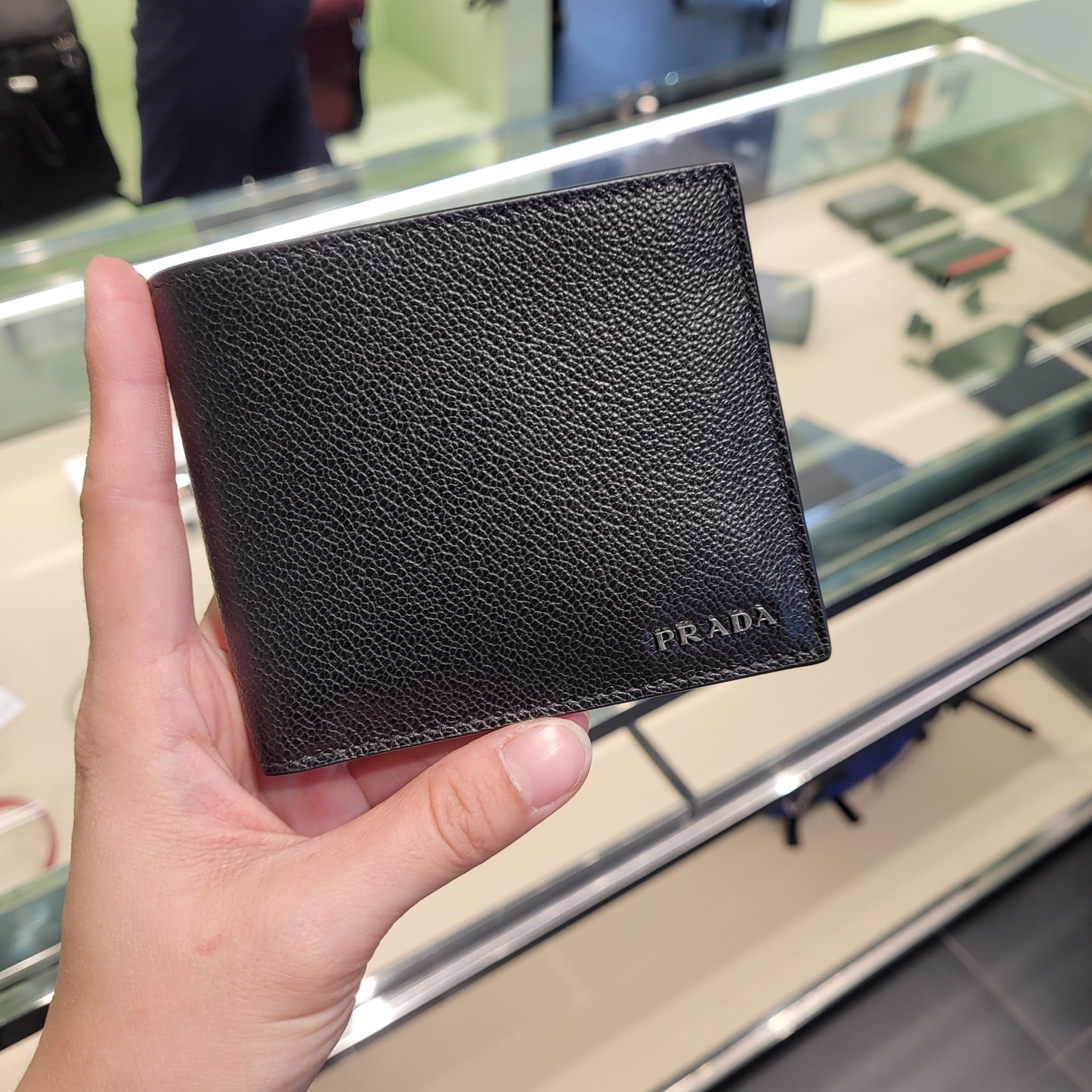 Prada men wallet 8卡位黑拼灰