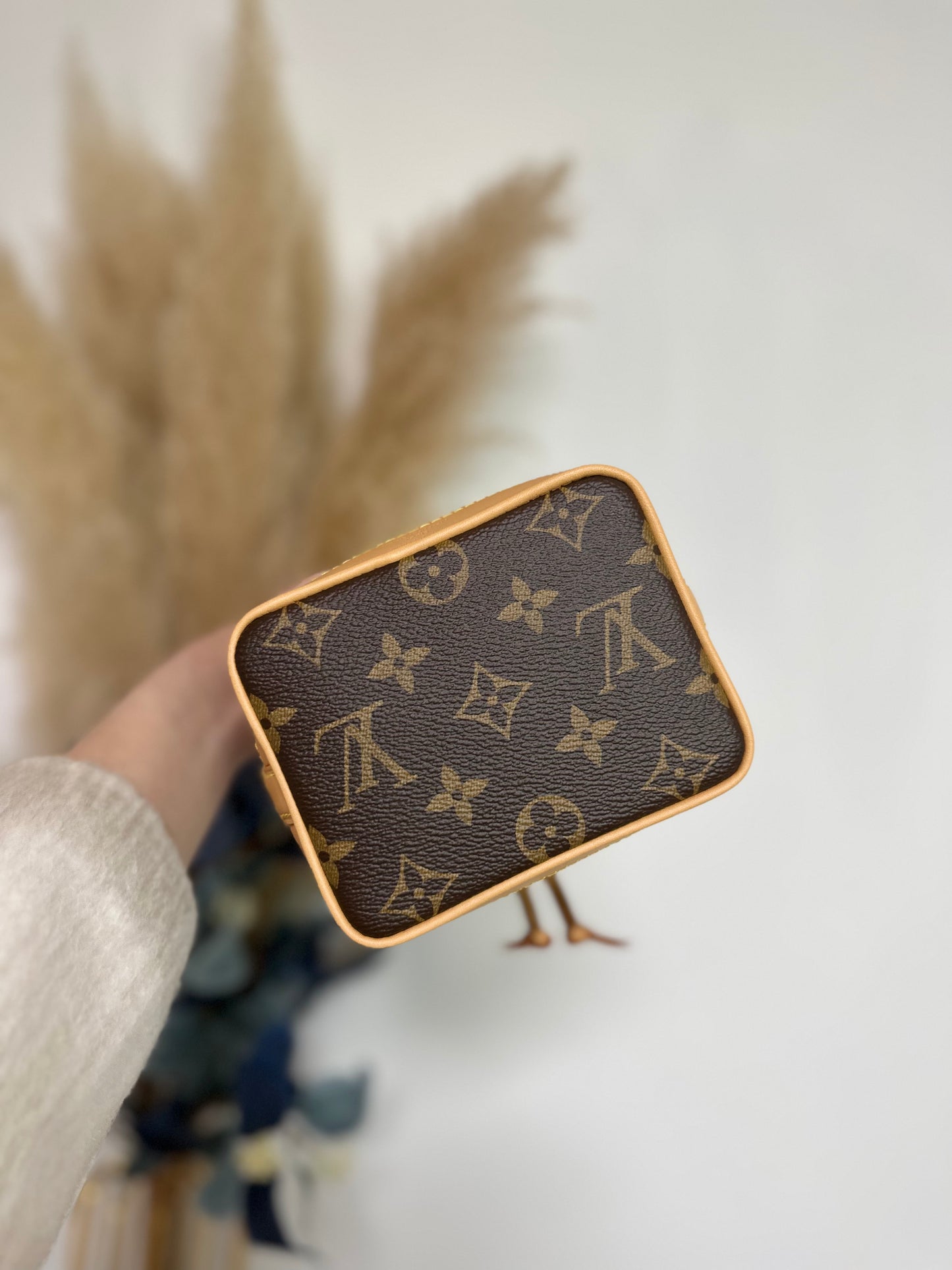 Lv nano noe