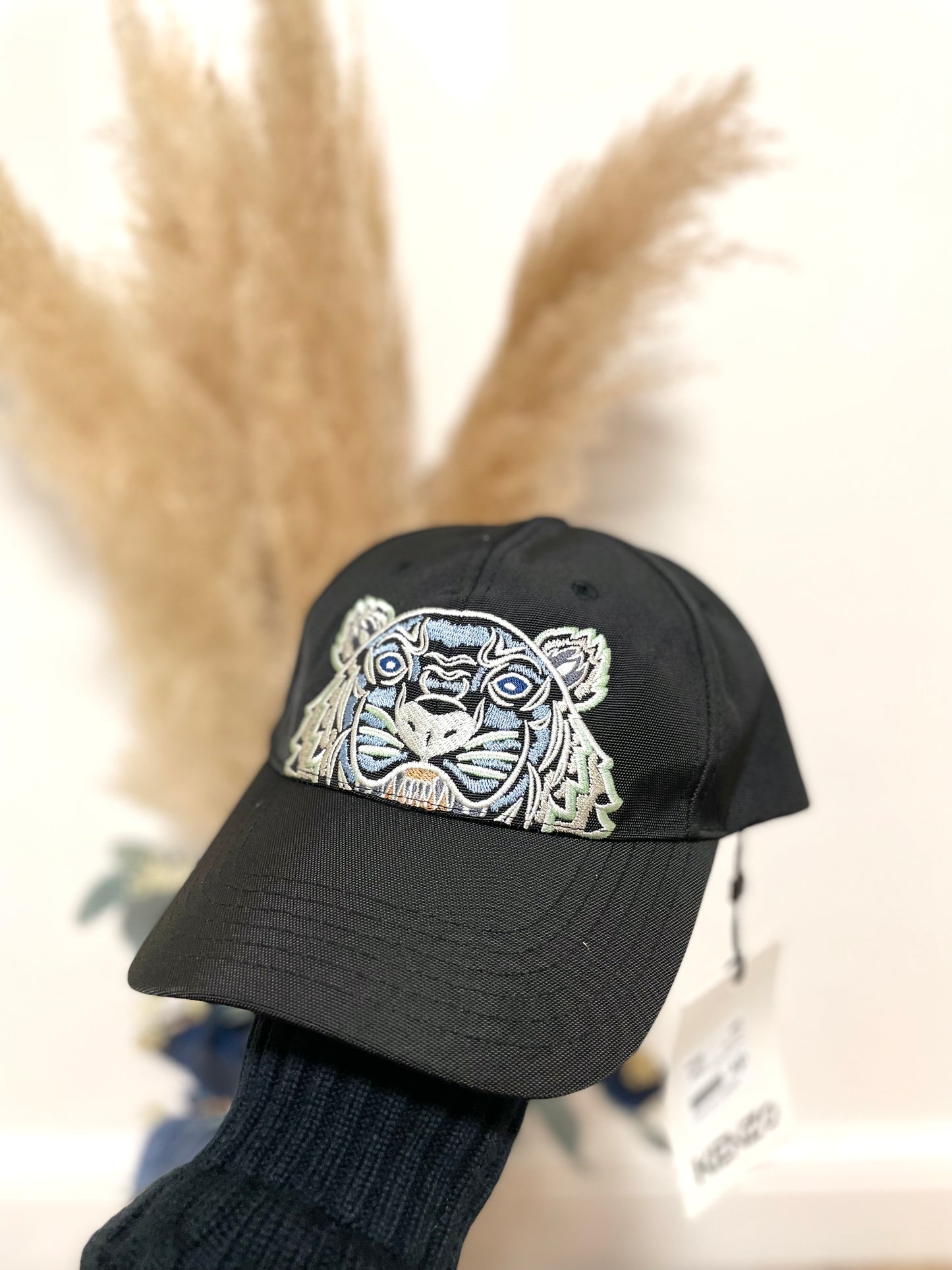 虎頭刺繡cap