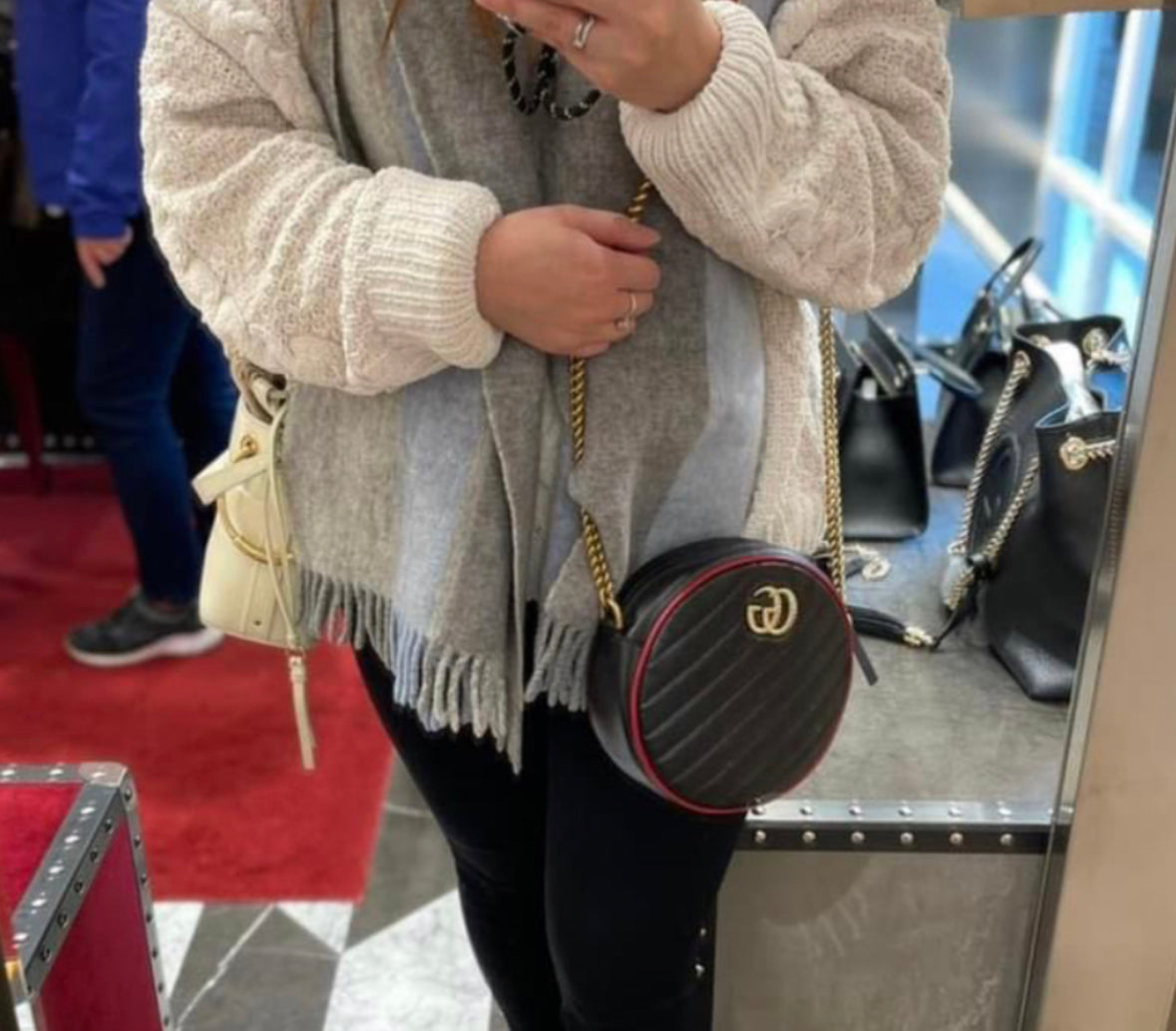 gg marmont round bag