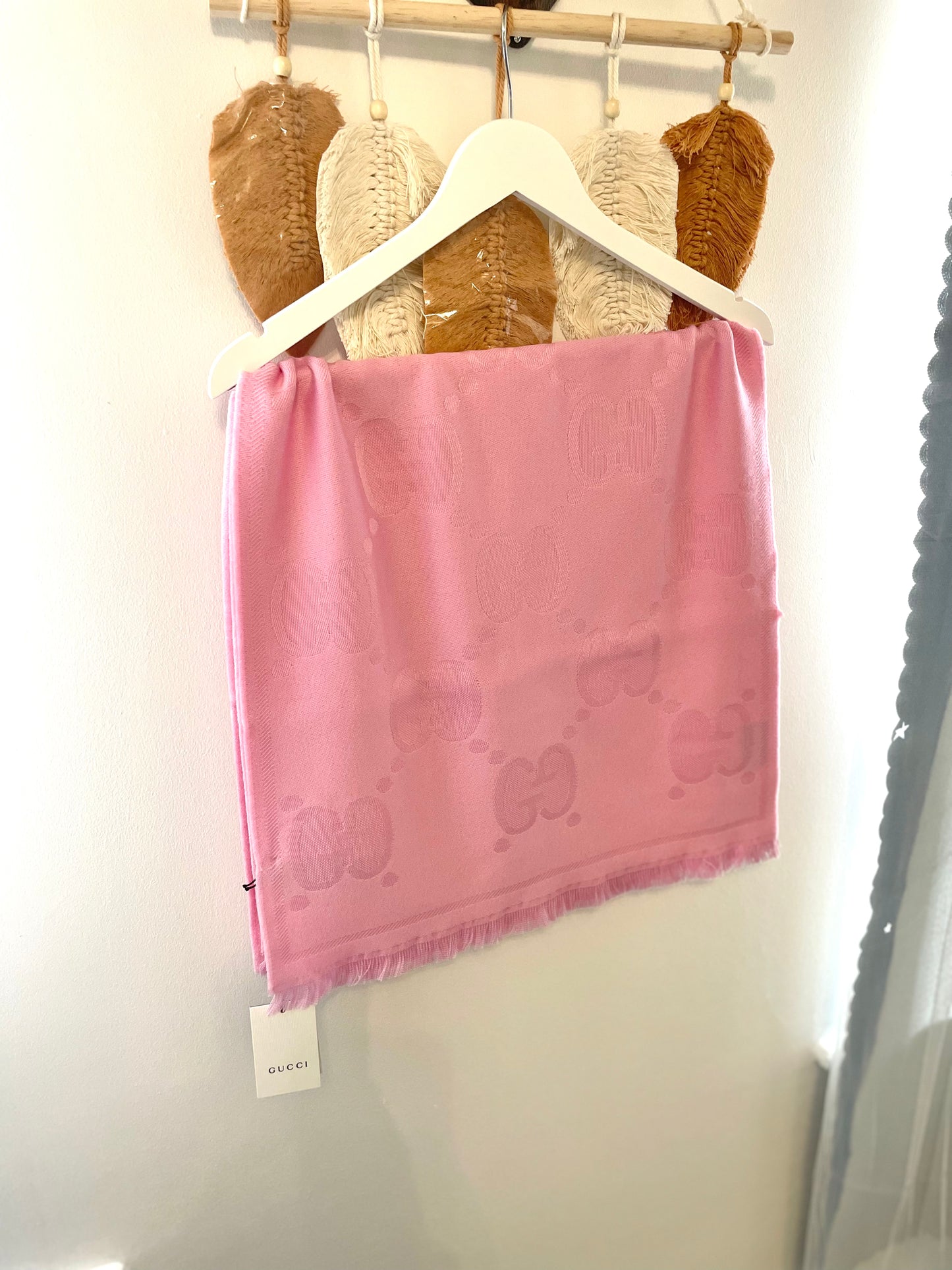 大Gg logo scarf