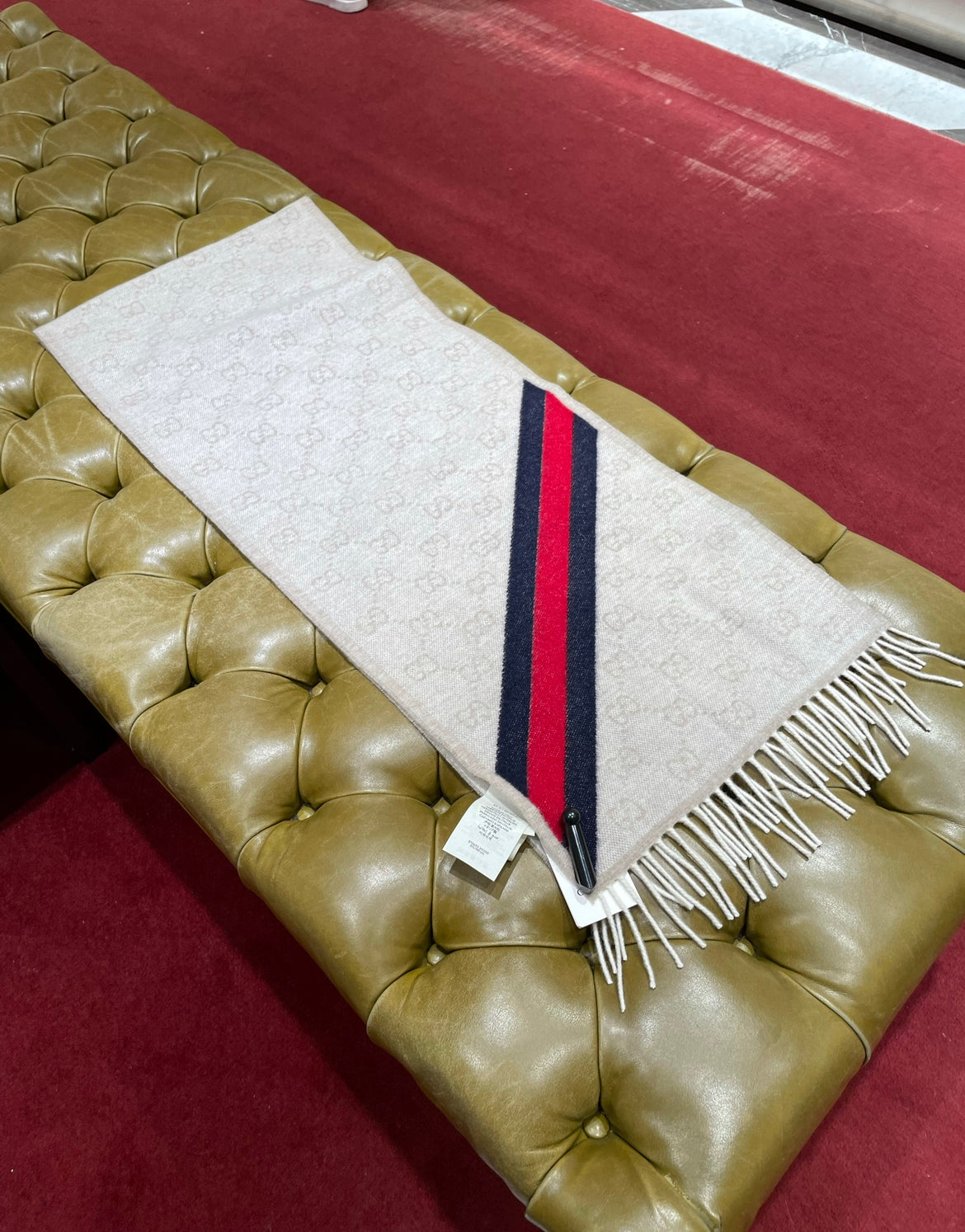 Gg scarf