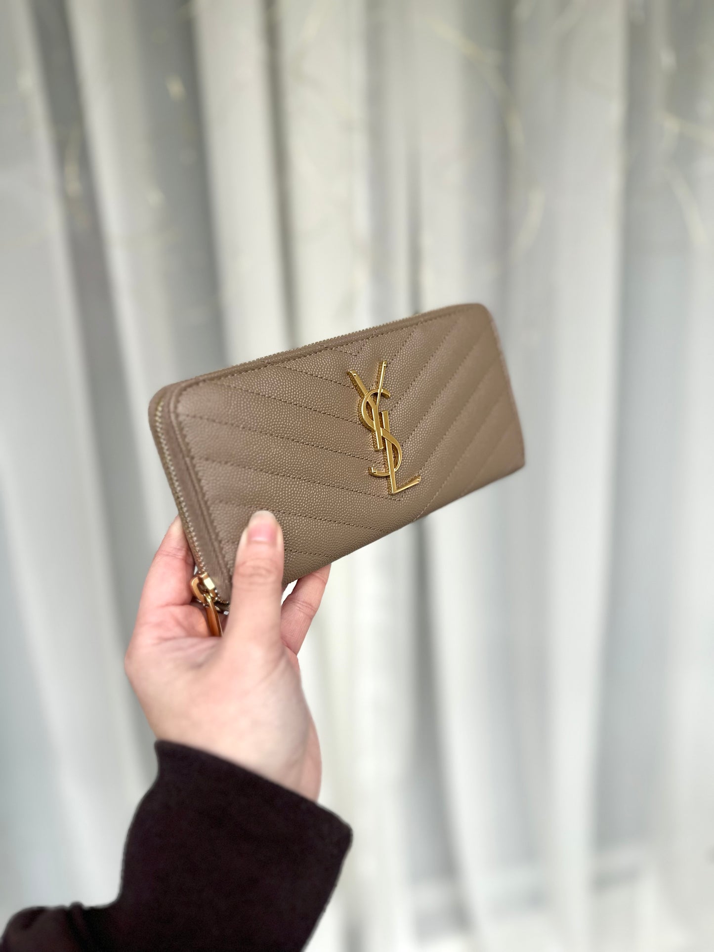 Ysl zipper long wallet大象灰taupe