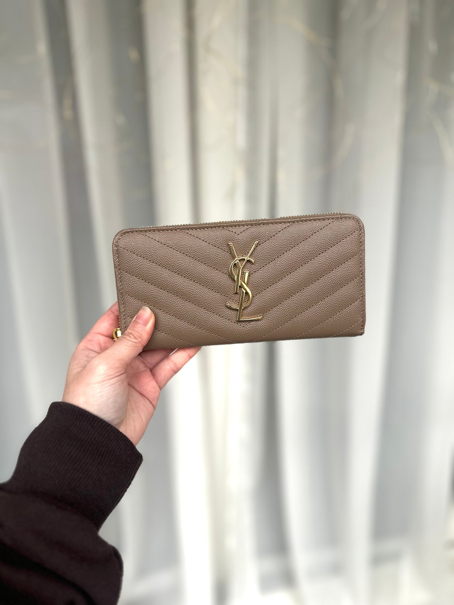 Ysl zipper long wallet大象灰taupe