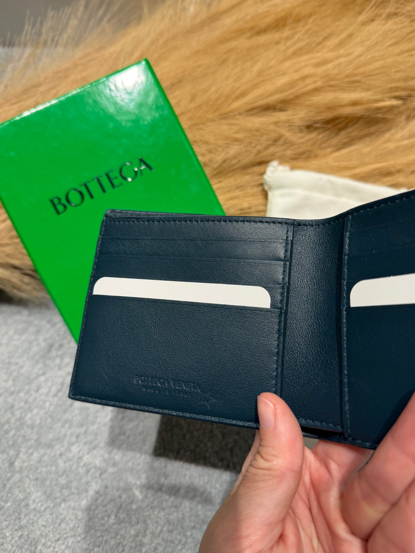 Bv bi-fold wallet navy