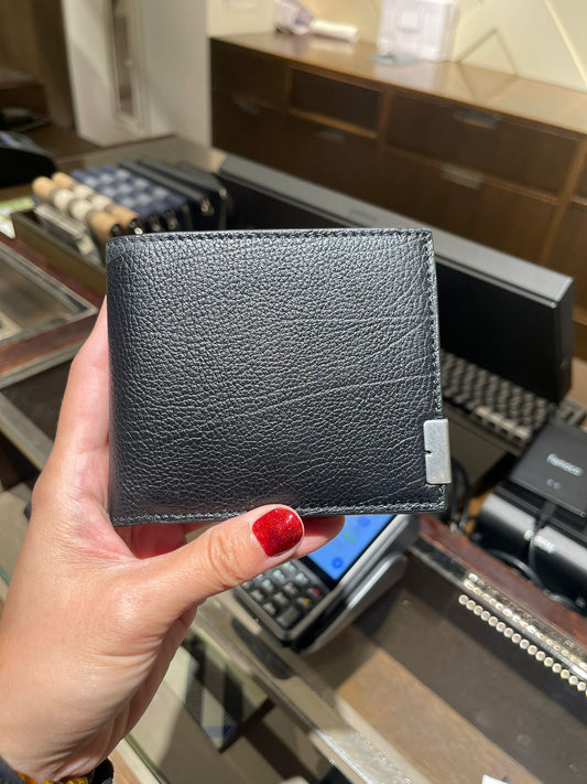 Burberry leather bi-fold wallet in black