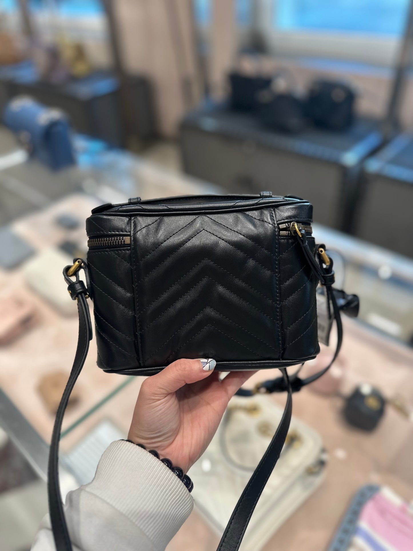 Gg marmont vanity bag