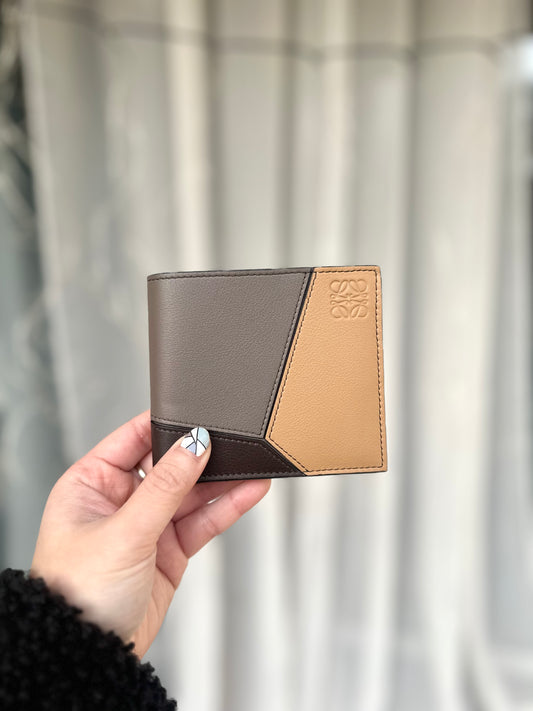 Puzzle bi-fold wallet