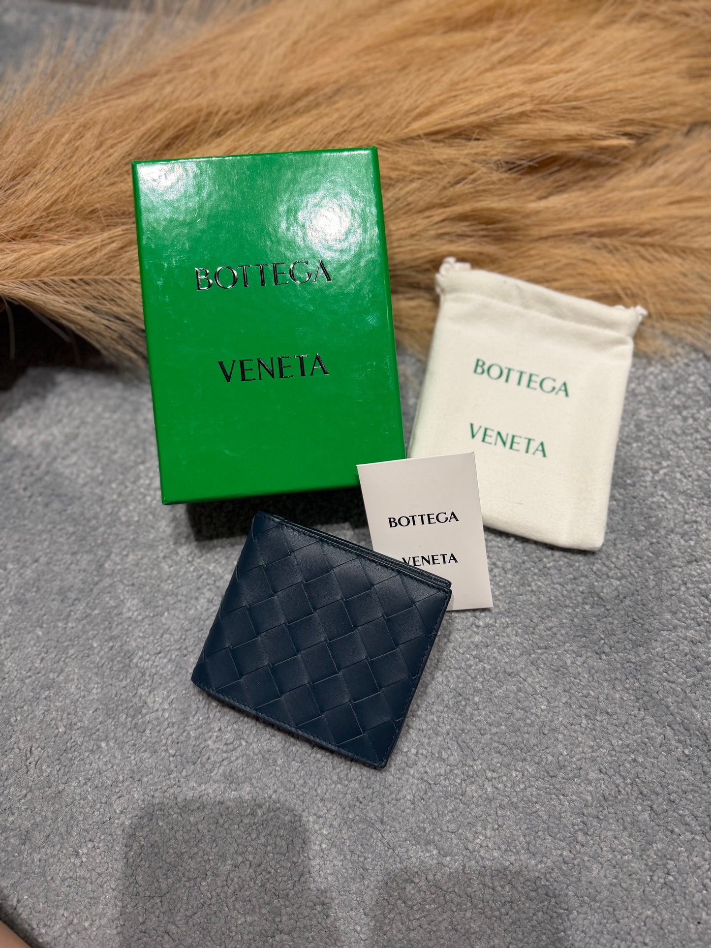 Bv bi-fold wallet navy