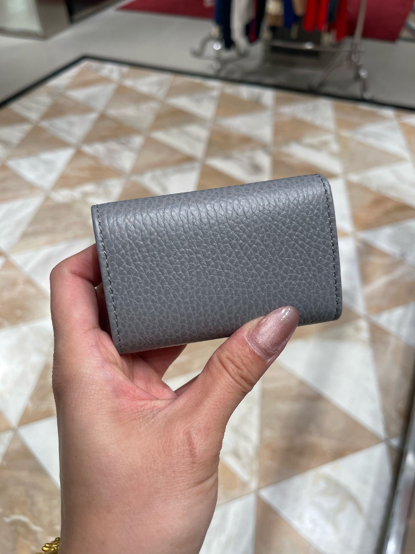 GG key holder pearl grey