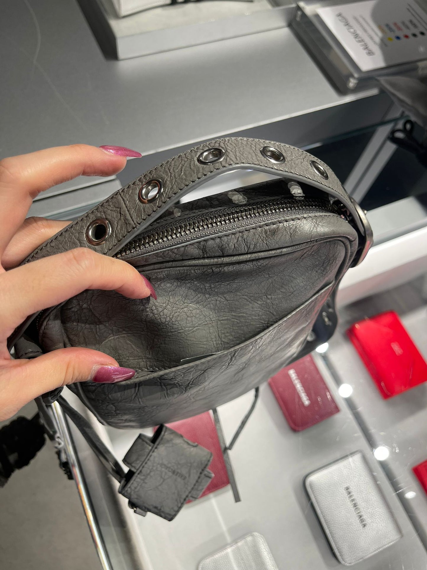 Le Cagole crossbody bag grey