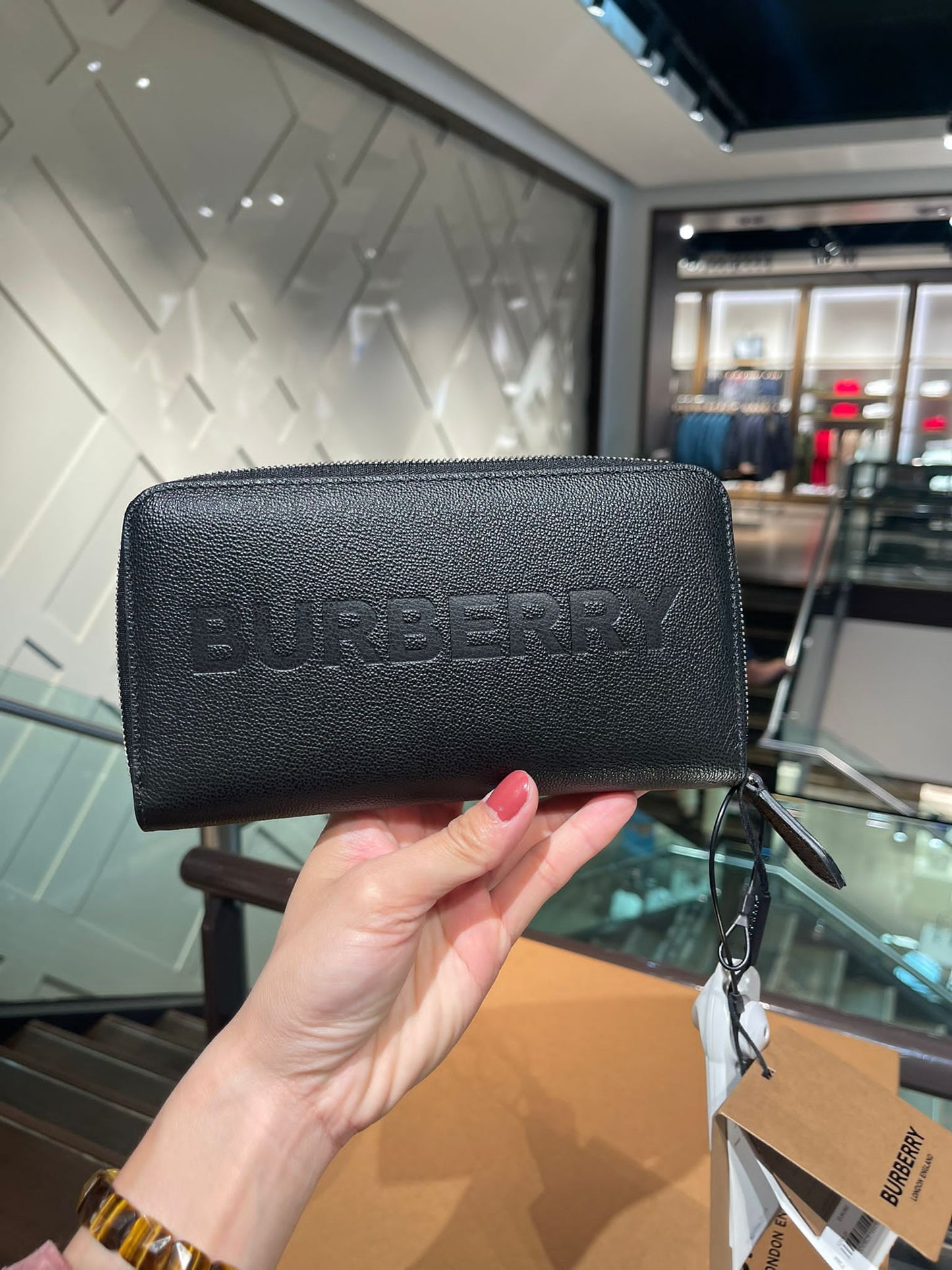 Logo long wallet