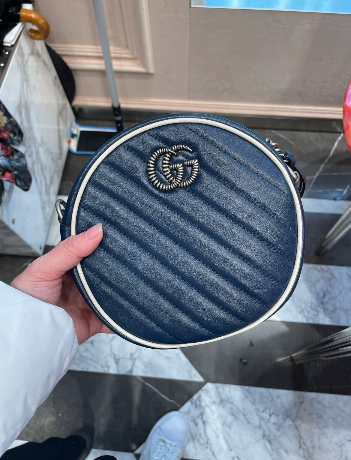 GG marmont round bag