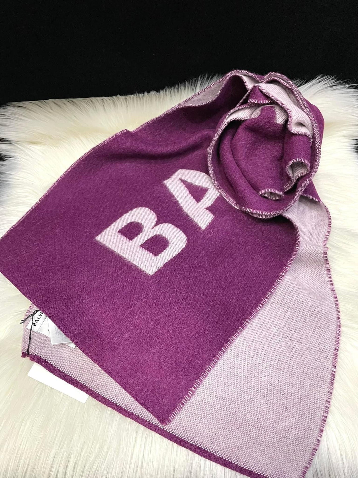 大logo scarf