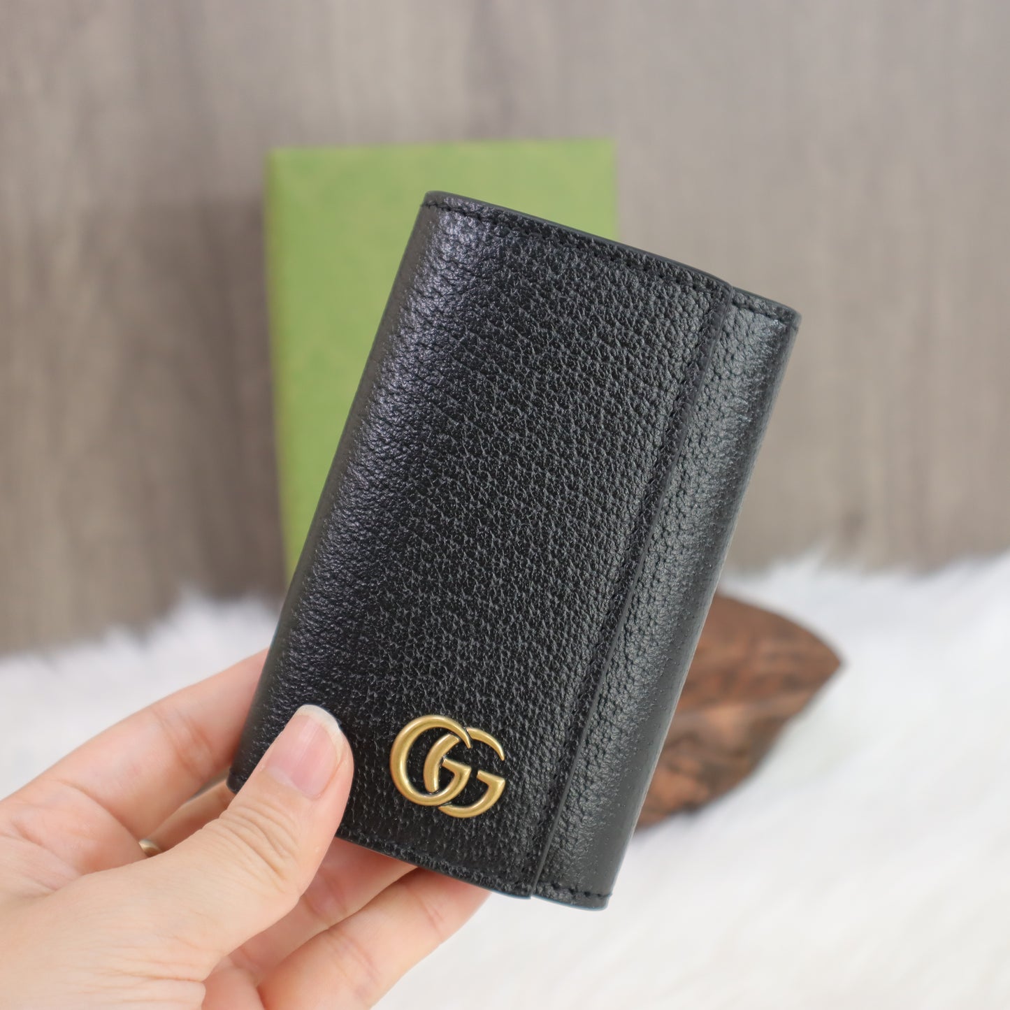 GG logo key holder