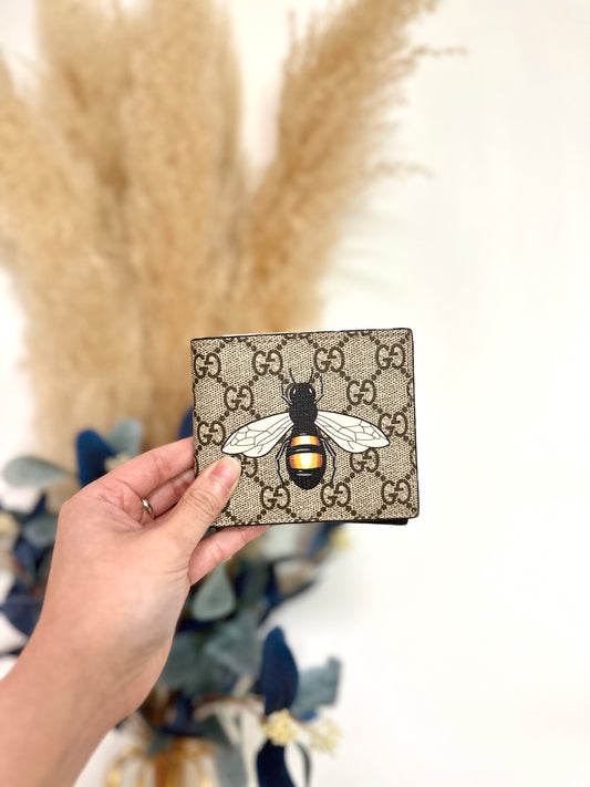 Monogram wallet 8卡位bee print