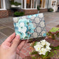 Monogram card wallet藍花花