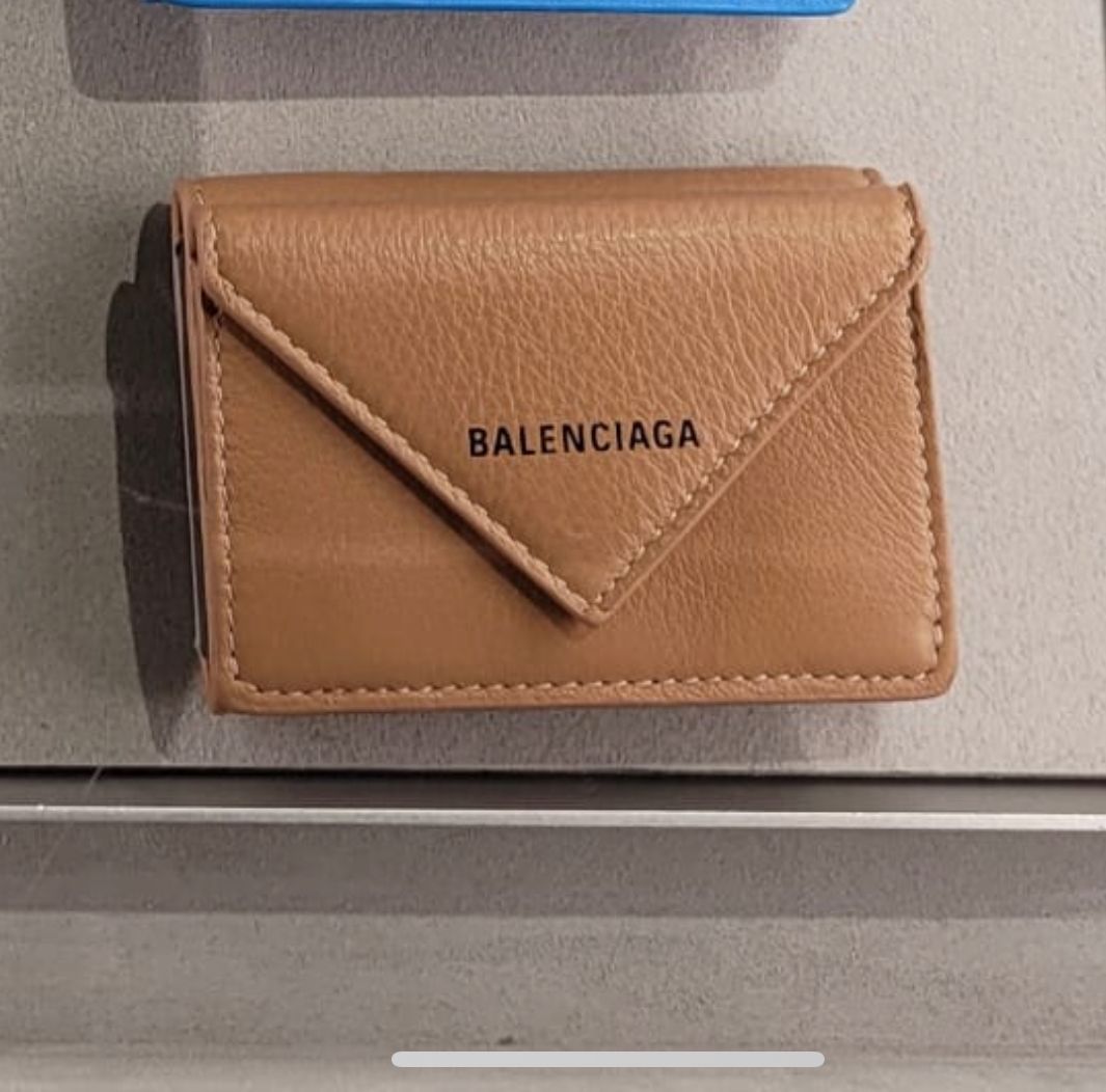 logo mini wallet