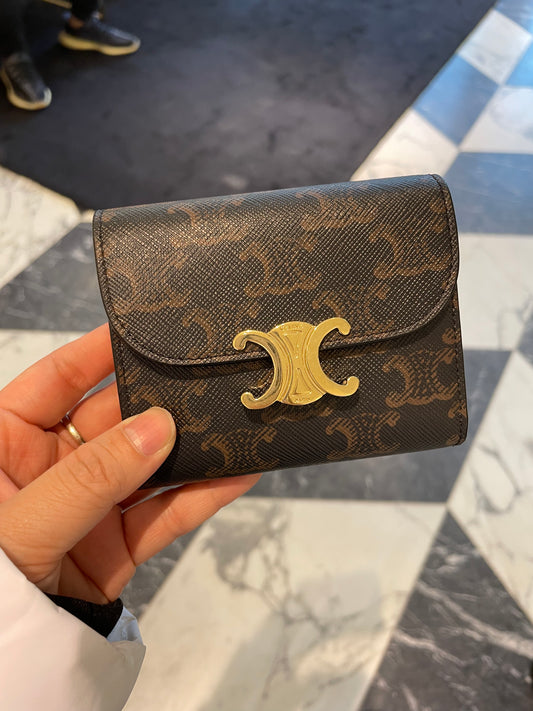 Triomphe wallet