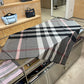 Classic pattern scarf 正方巾