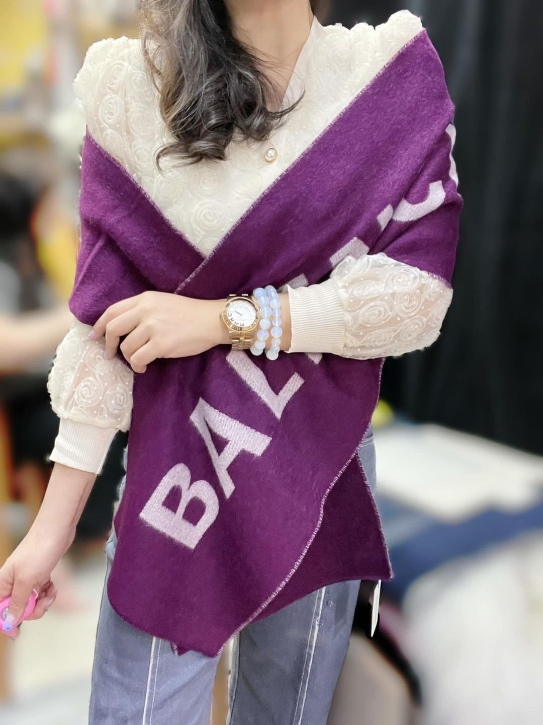大logo scarf