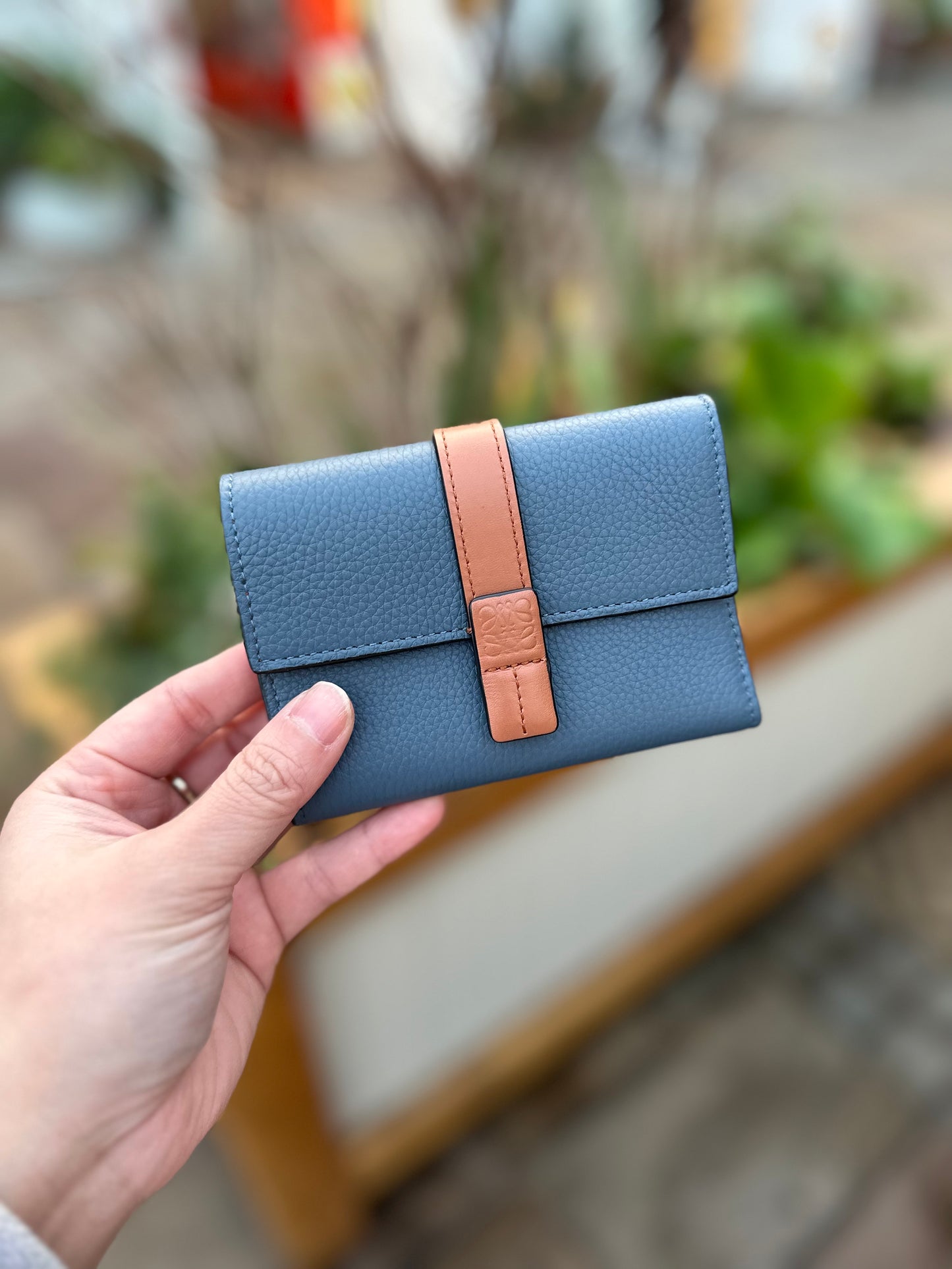 Small vertical wallet