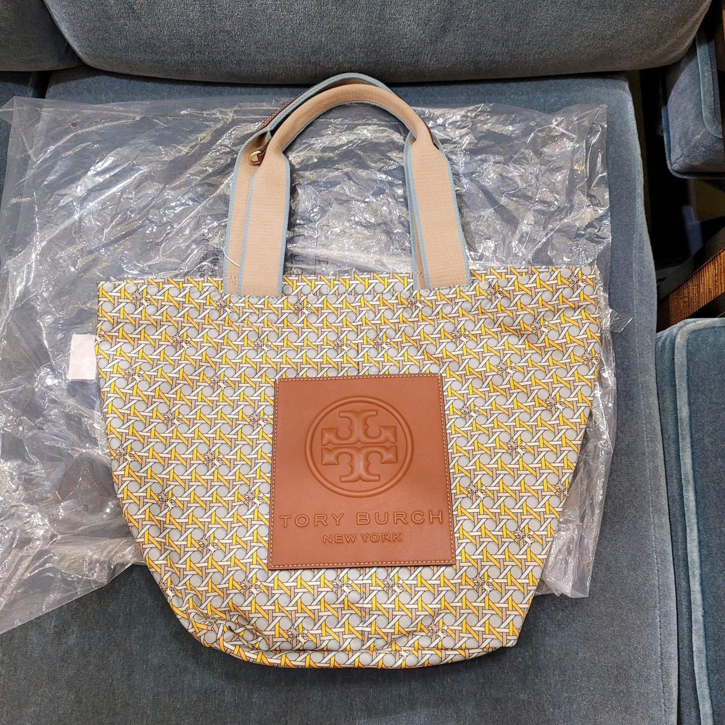 T Logo tote bag